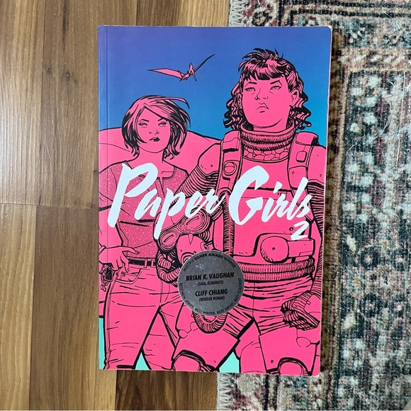 Paper Girls #1 & #2 Graphic Novel Second Printing Image Comics - Bundle of Two - Picture 4 of 6
